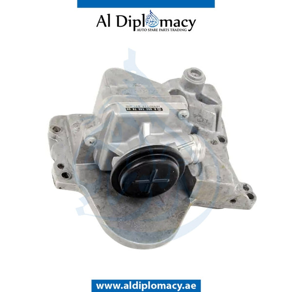 Right CYLINDER HEAD END COVER for Mercedes-Benz SL Class C217 (2015-2021) models, Part Number A2750101135